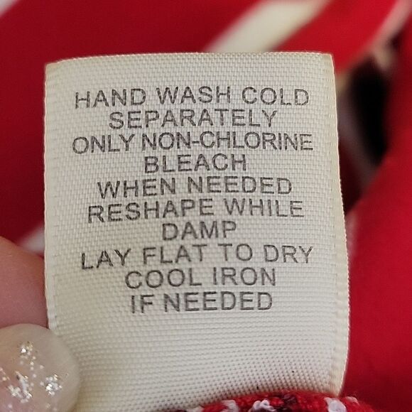 Ultra Flirt. Cropped Sweater. Size Medium. EUC - Picture 8 of 8